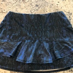 Ladies Size S Lucky In Love athletic skort